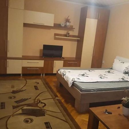 Апартаменты Casa H#Unikum Турда Экстерьер фото