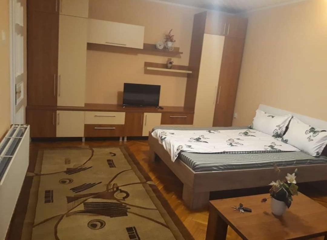 Апартаменты Casa H#Unikum Турда Экстерьер фото